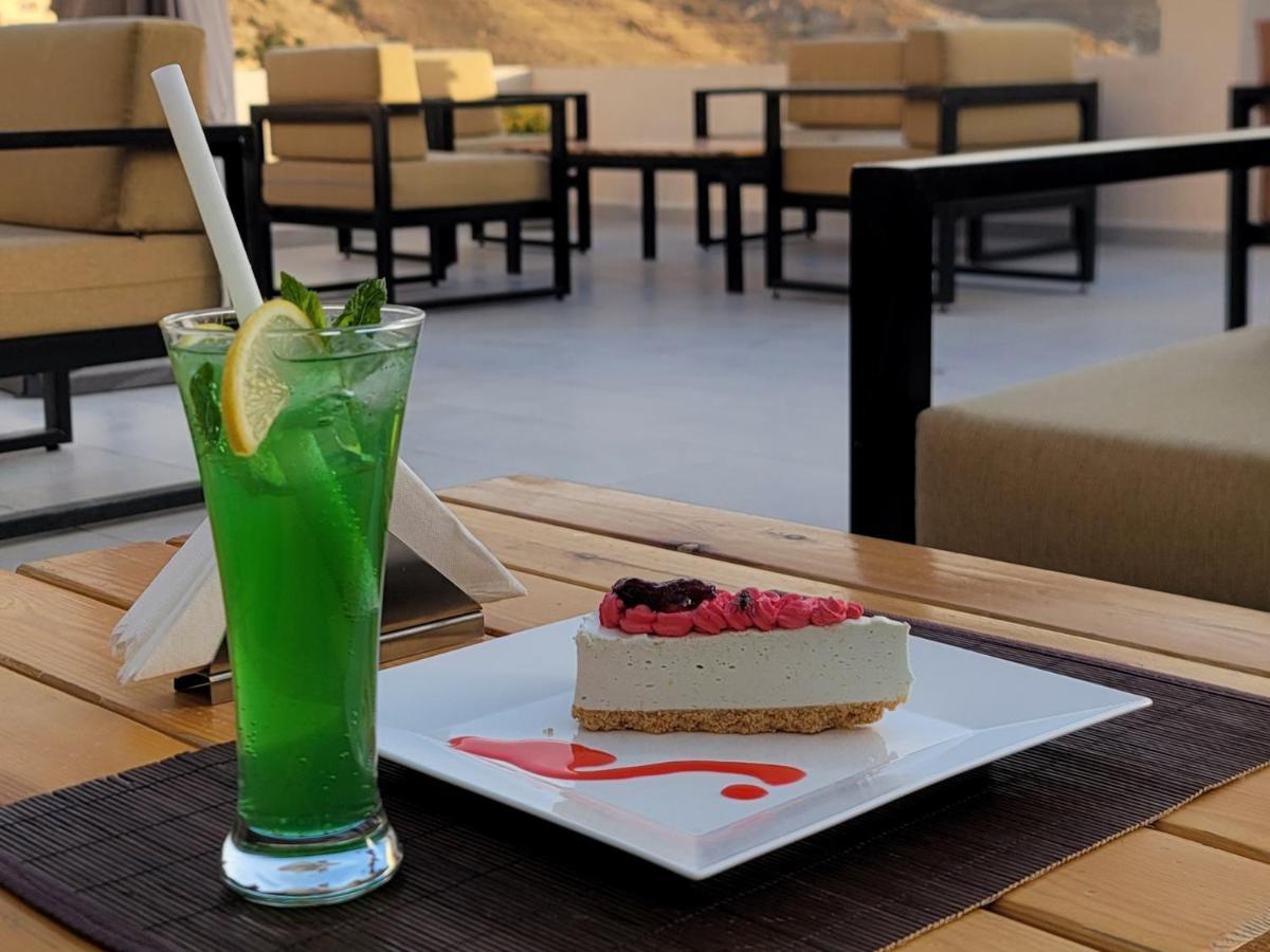 Edom Hotel Wadi Musa Exterior foto